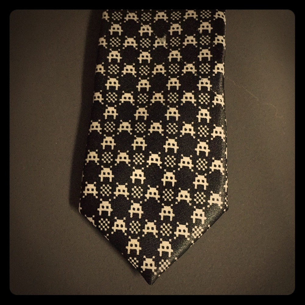 Space Invaders Black tie skinny